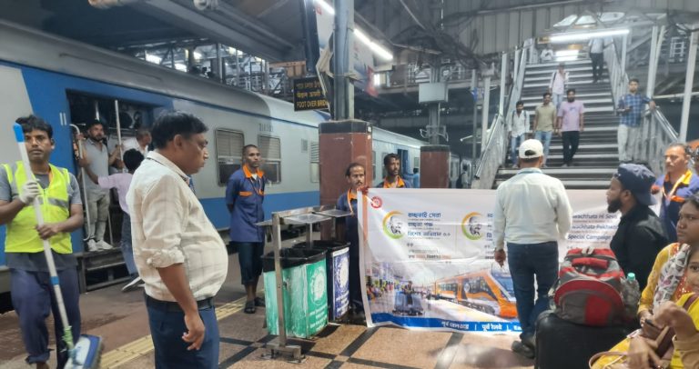 Eastern Railway Steps Up Cleanliness Drives Across Divisions